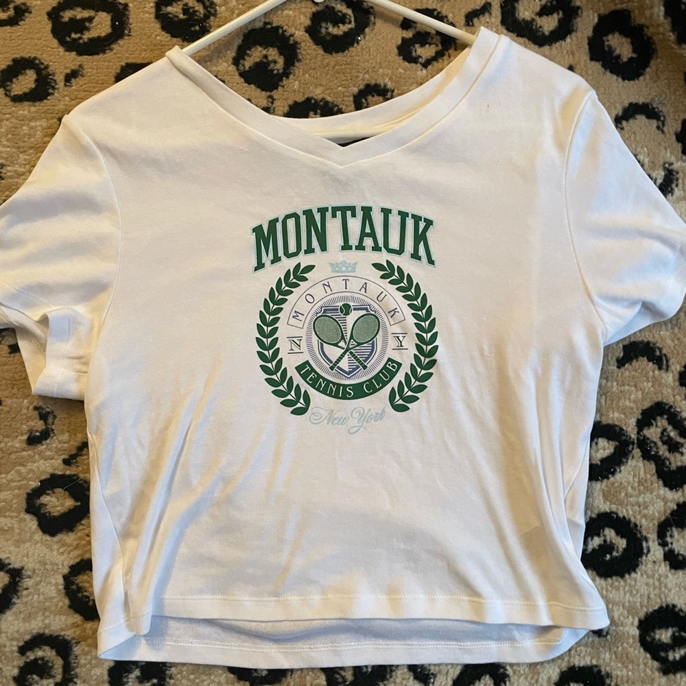Trendy Montauk Cropped tee